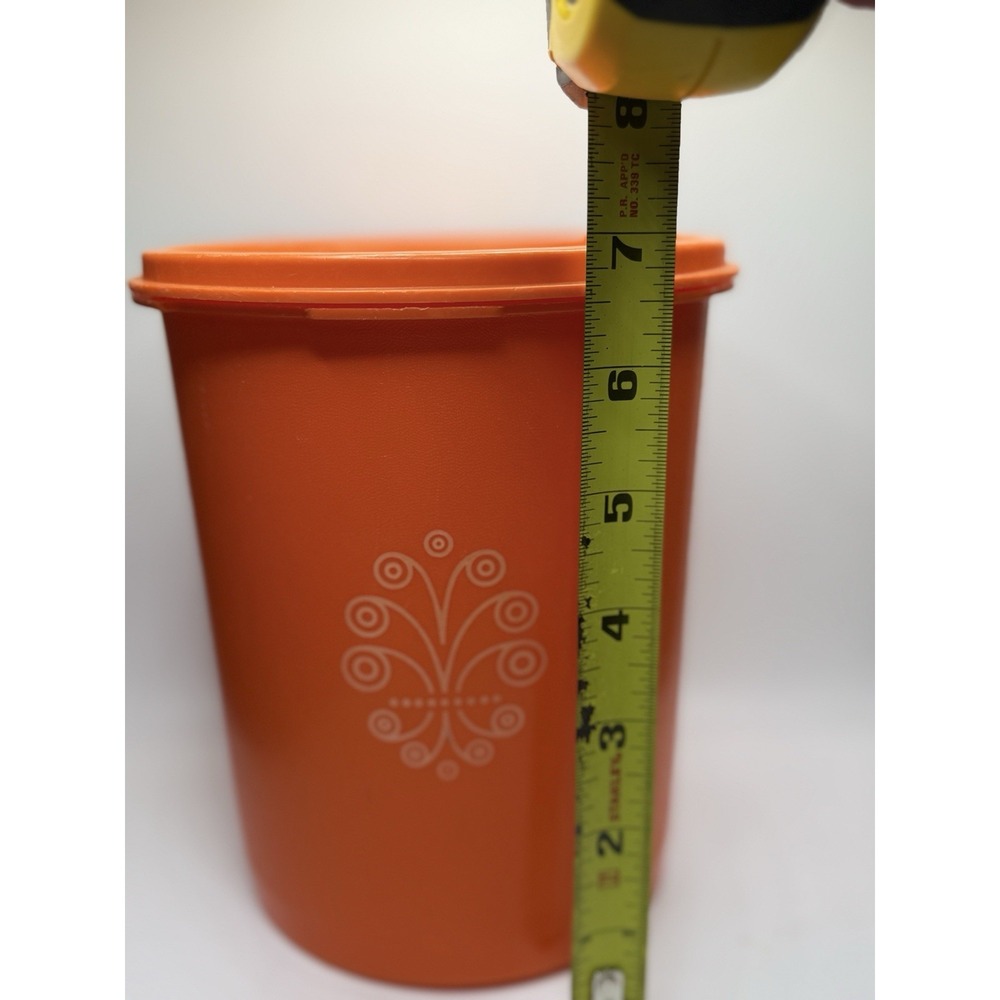 Vintage 70"s Tupperware Harvest Orange Canister #809-4 (7" tall) & Lid - Picture 6 of 6